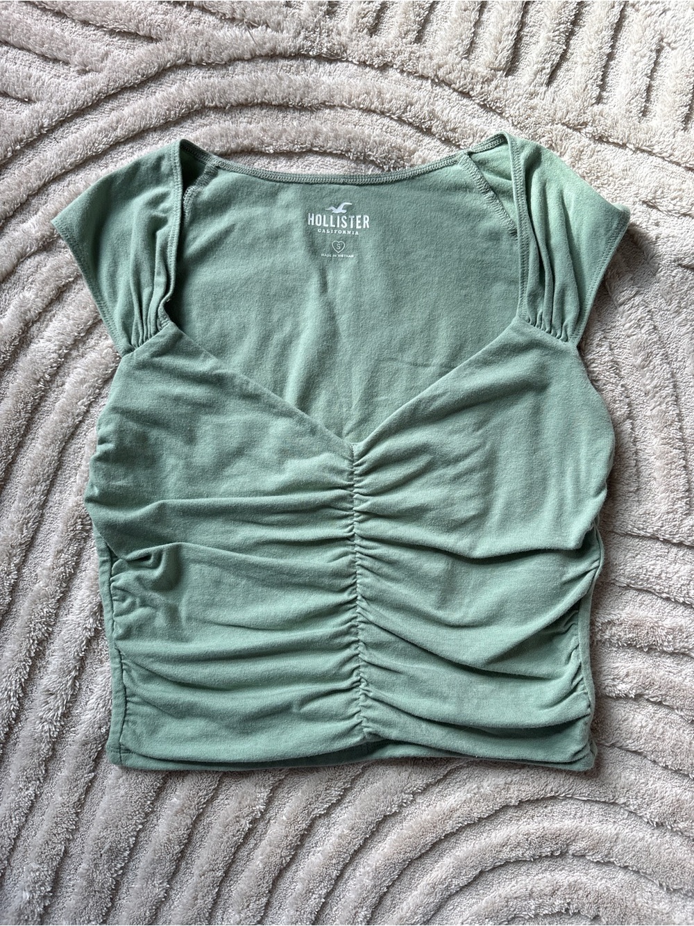 hollister top